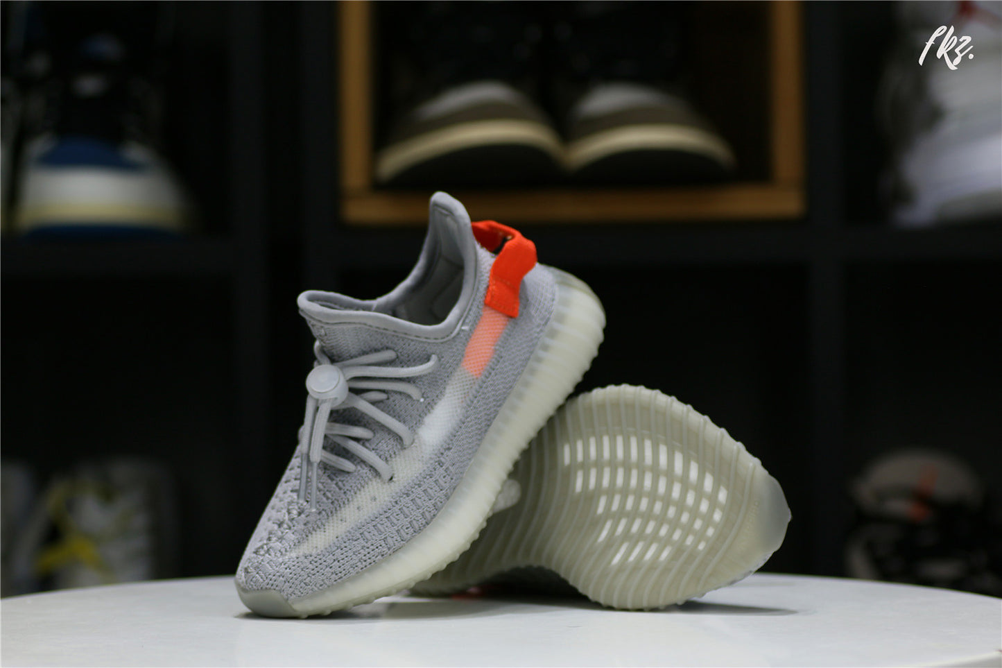 Yeezy 350 Boost Tail Light Kid (Ln5 A1)