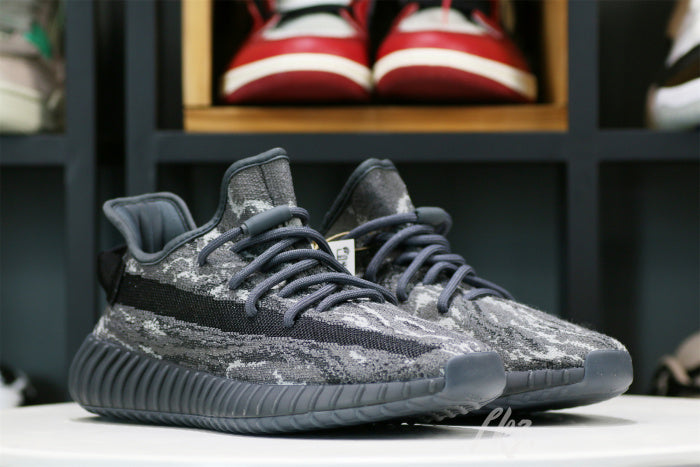 Yeezy Boost 350 V2 “Dark Salt” 2022