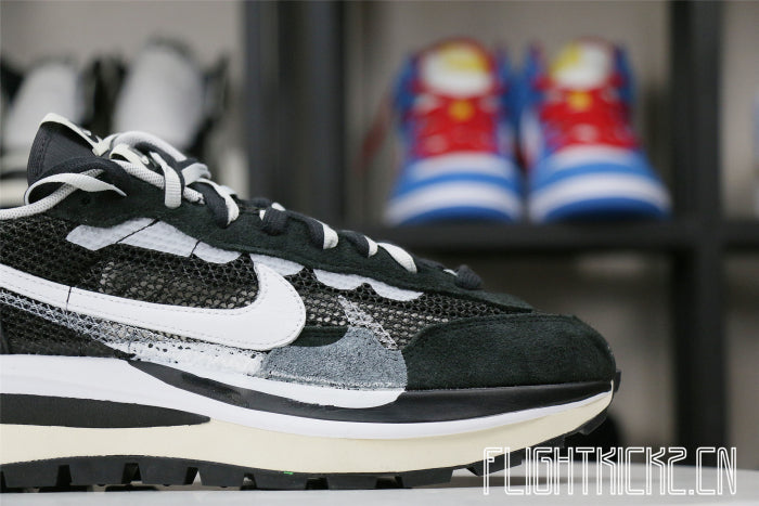 Sacai x Nike Vaporwaffle Black White (LN5 A1)
