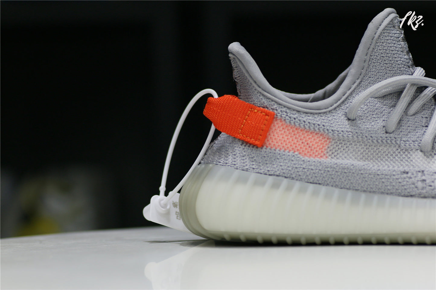 Yeezy 350 Boost Tail Light Kid (Ln5 A1)