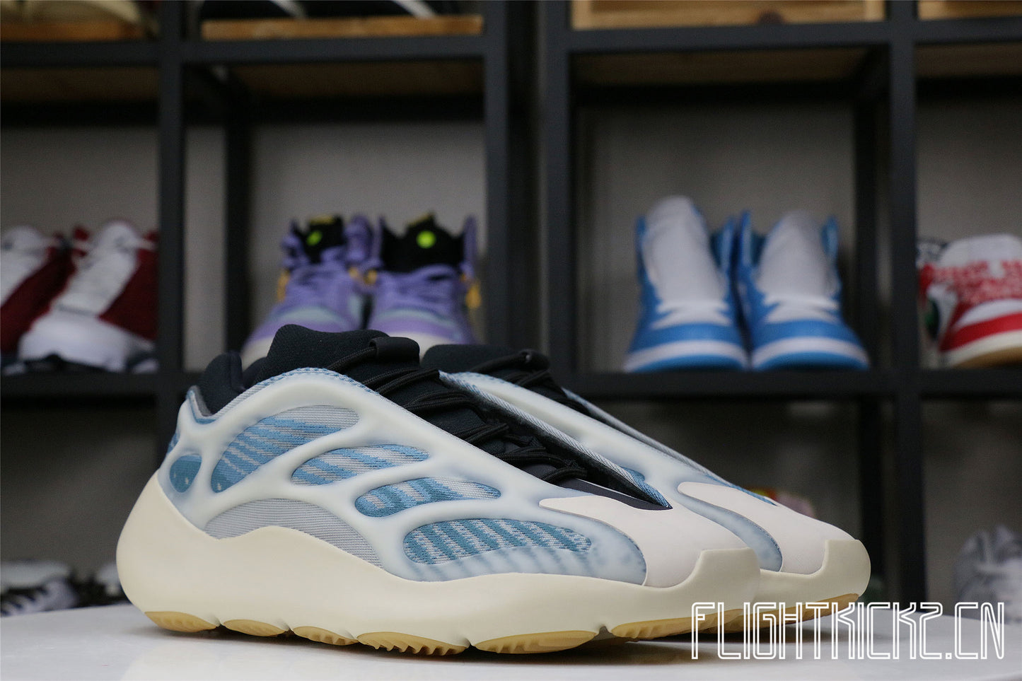 Yeezy 700 v3 “Kyanite” 2021