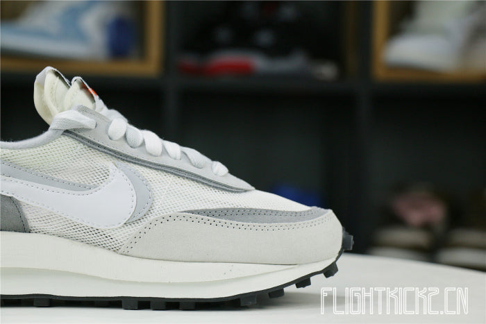 Nike LD Waffle sacai Summit White