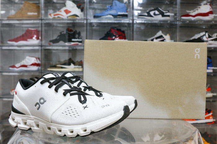 On Running Cloud X 4Ivory Black