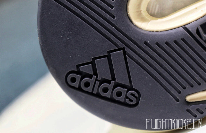 Yeezy Boost 700 Analog 2019