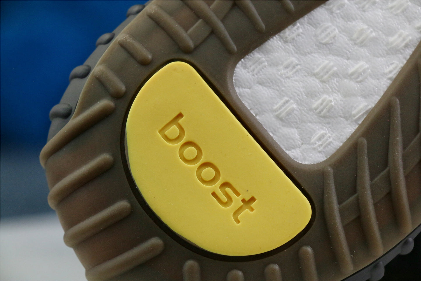 2020 Yeezy 350 V2 Cinder Reflective (Ln5 A1)