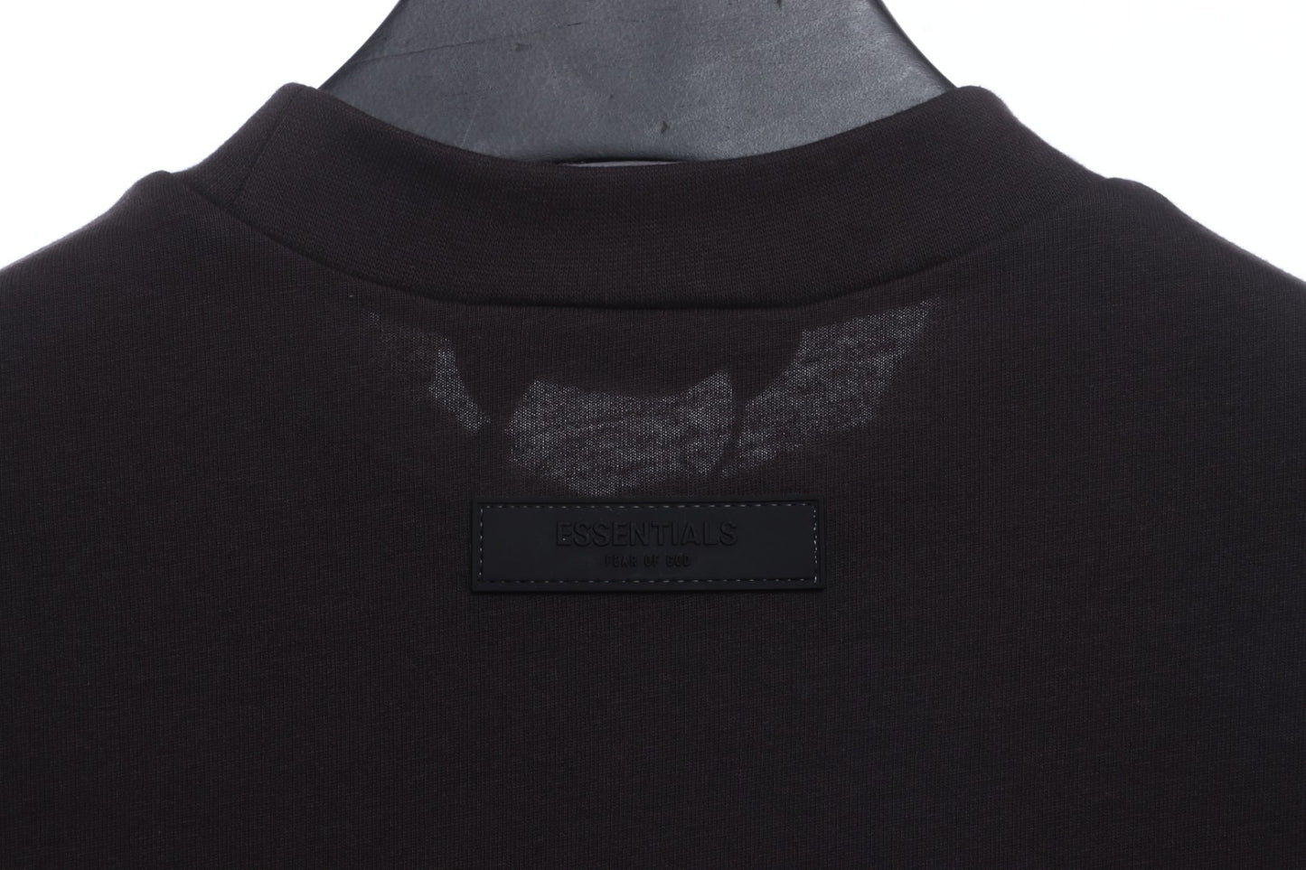 Essenti@ls Double line double row large letter flocking short sleeves