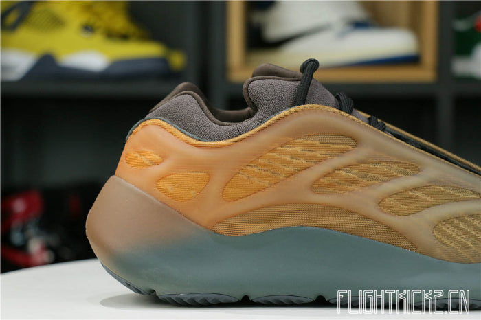 Yeezy 700 V3 Copper Fade