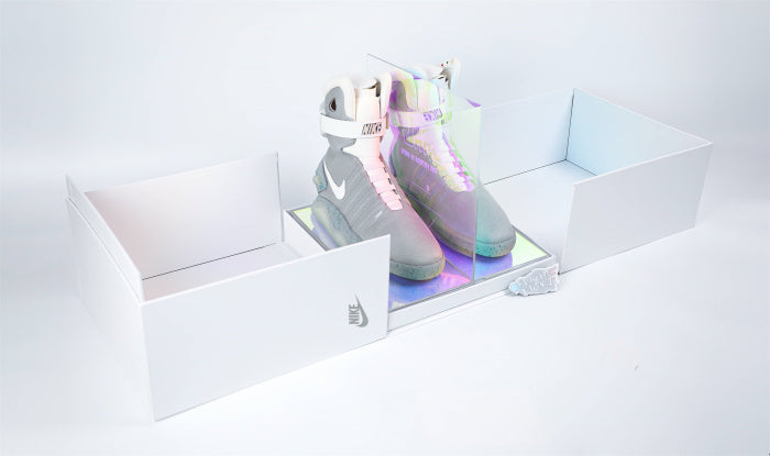 Nike MAG Back To The Future (2016)