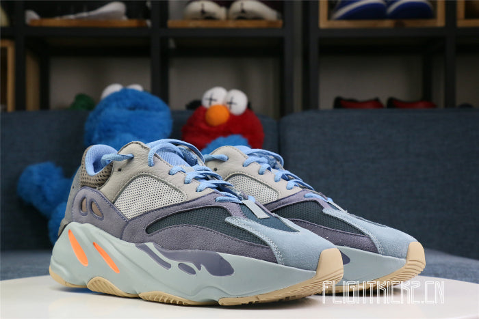 Yeezy Boost 700 Carbon Blue 2020