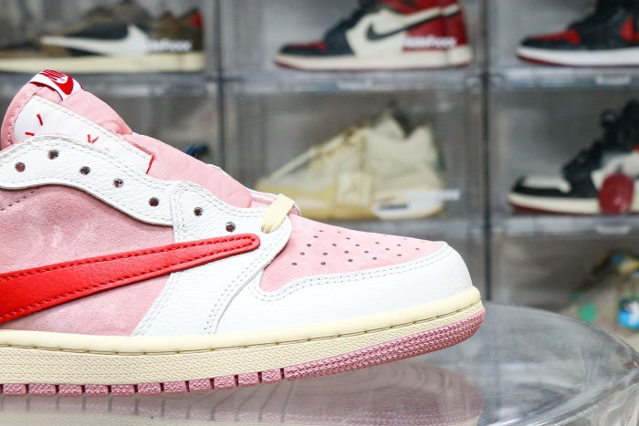 Travis Scott x Air Jordan 1 Low OG Shy Pink Red 2025