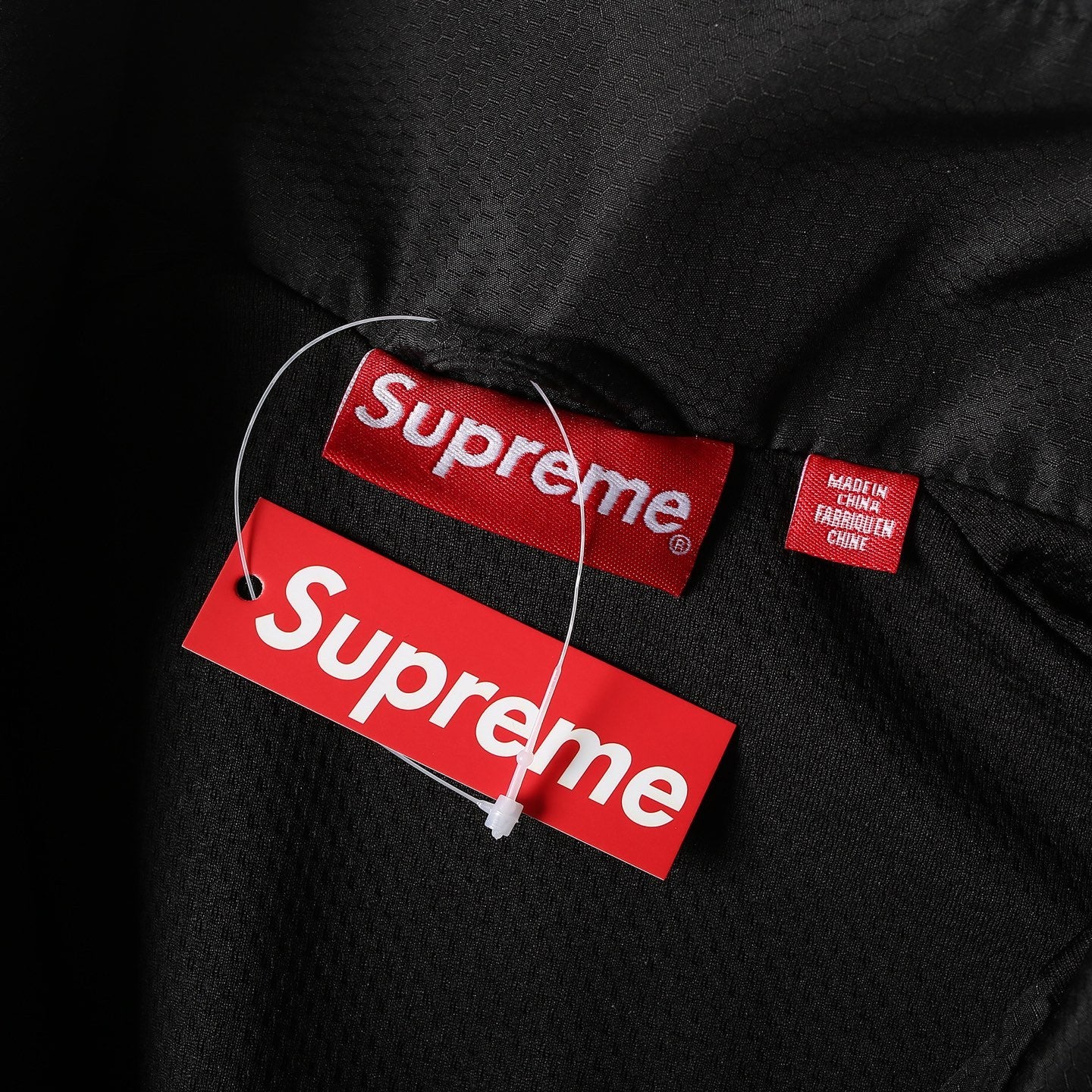 Supreme FW24 WEEK11 Reflective Piping Pullover 3M