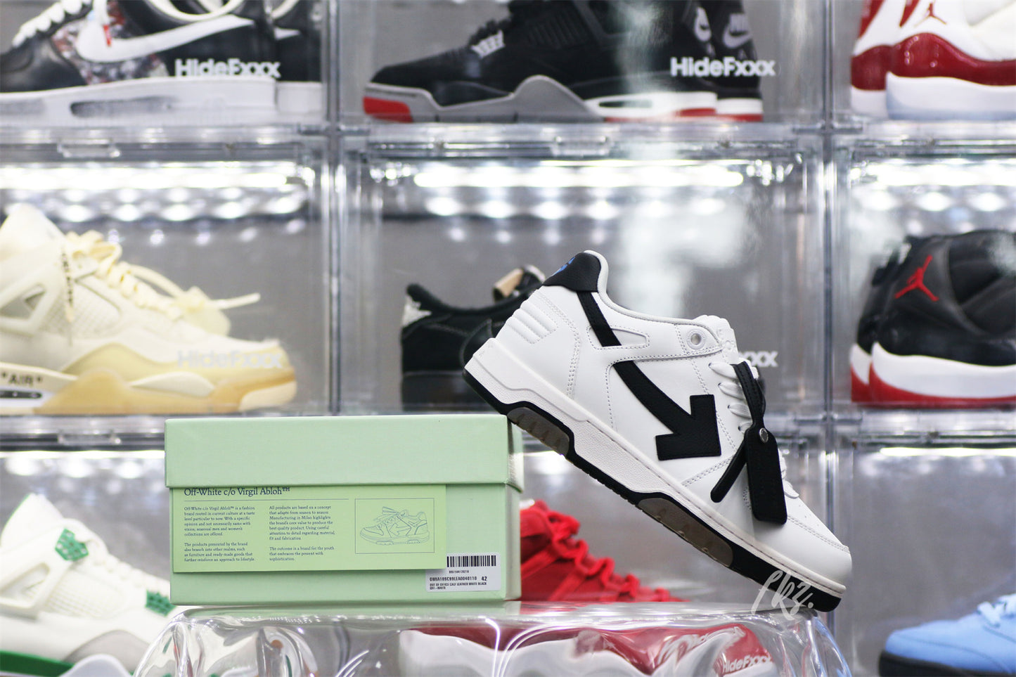 OFF-WHITE White & Black 'Out Of Office' Sneakers