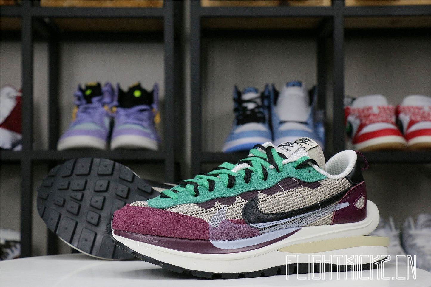 Nike Vaporwaffle sacai Villain Red Neptune Green (LN5 A1)