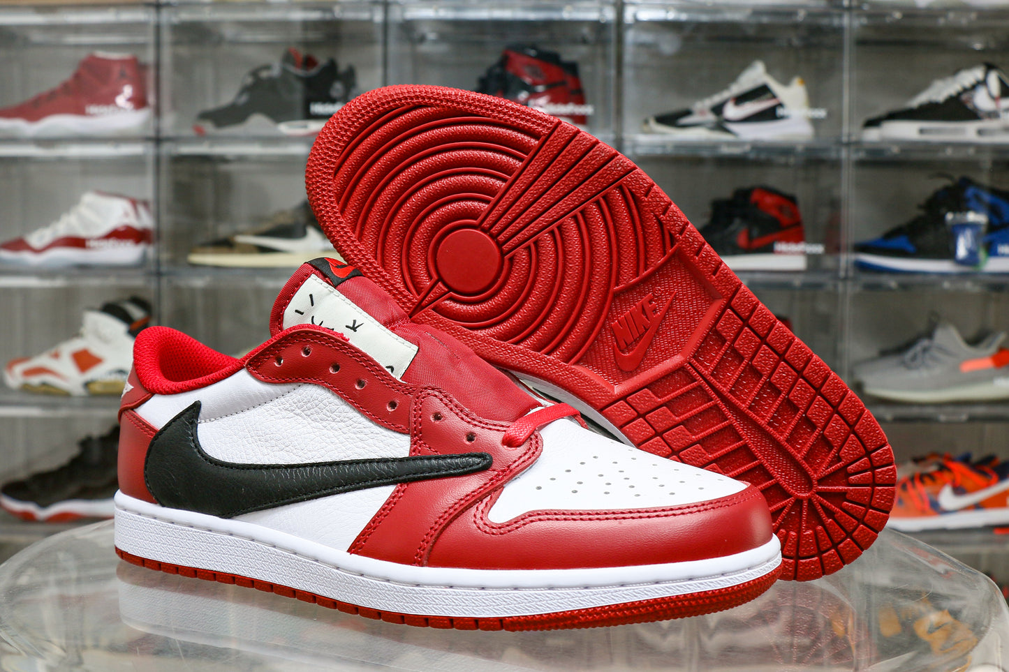 Travis Scott x Air Jordan 1 Retro Low Chicago