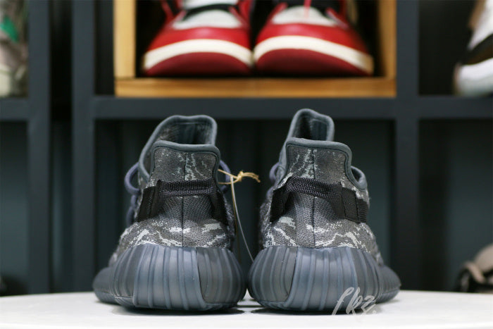 Yeezy Boost 350 V2 “Dark Salt” 2022