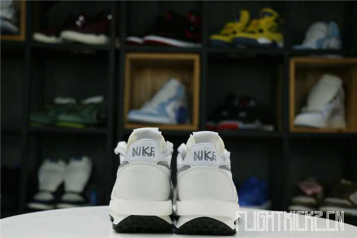 Nike LD Waffle sacai Summit White