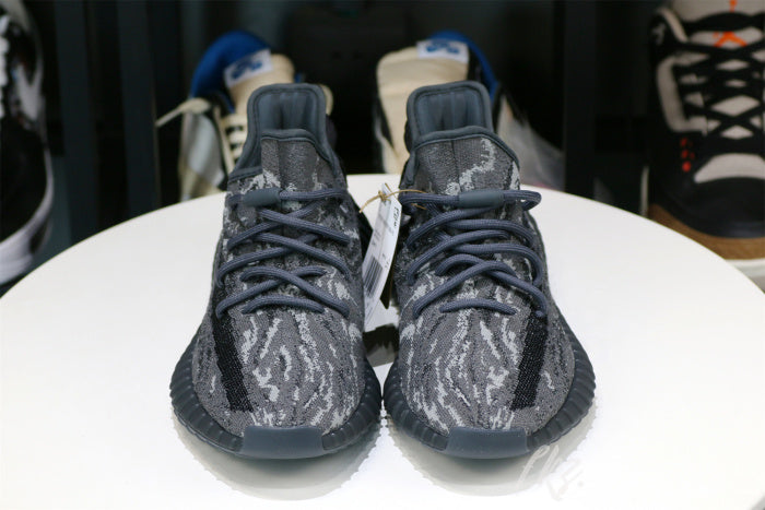 Yeezy Boost 350 V2 “Dark Salt” 2022