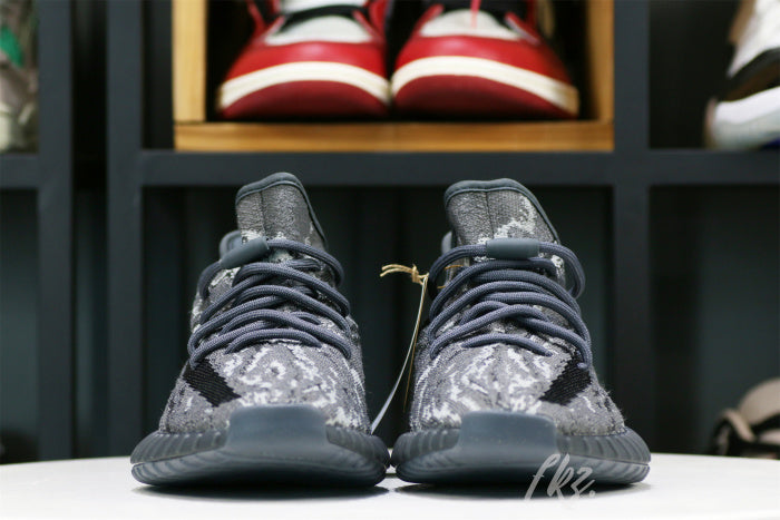 Yeezy Boost 350 V2 “Dark Salt” 2022