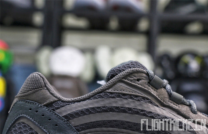 Yeezy Boost 700 V2 Geode 2019