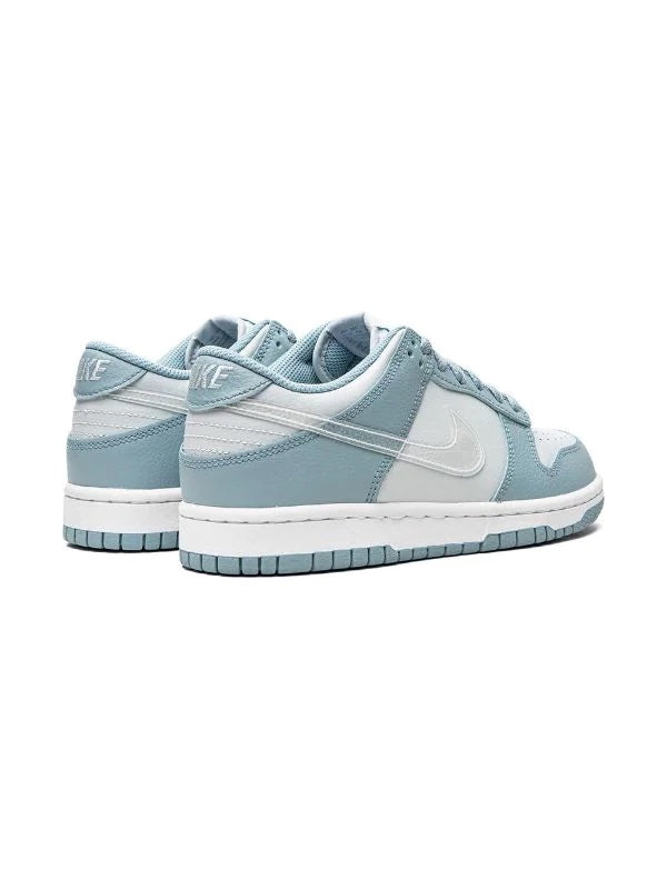 Nike Dunk low “Clear Swoosh”