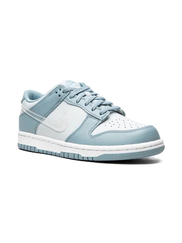 Nike Dunk low “Clear Swoosh”