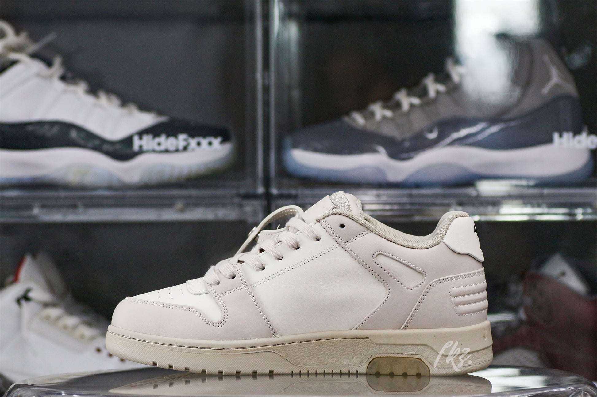 Off-White White & Beige 'Out Of Office' Sneakers
