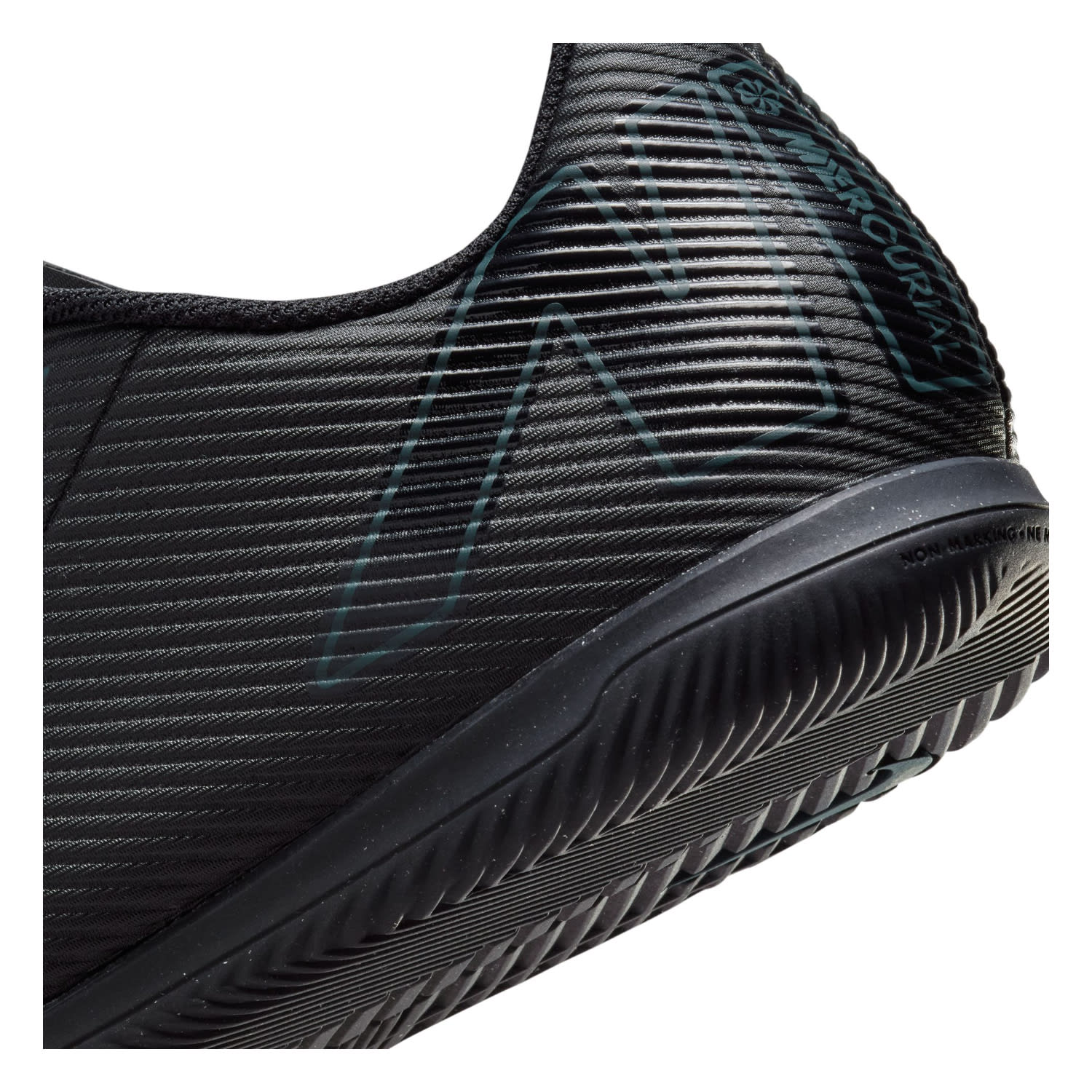 Nike Mercurial Vapor 16 Club Senior Firm Ground Soccer Boots