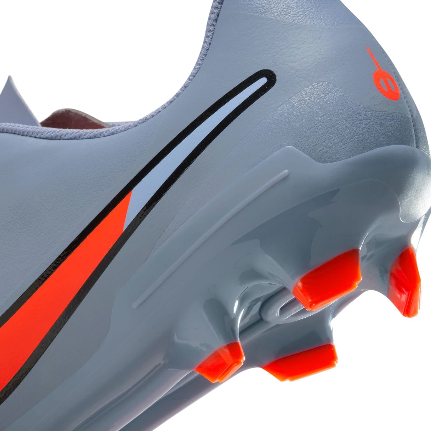 Nike Tiempo Legend 10 Club Senior Soccer Boots