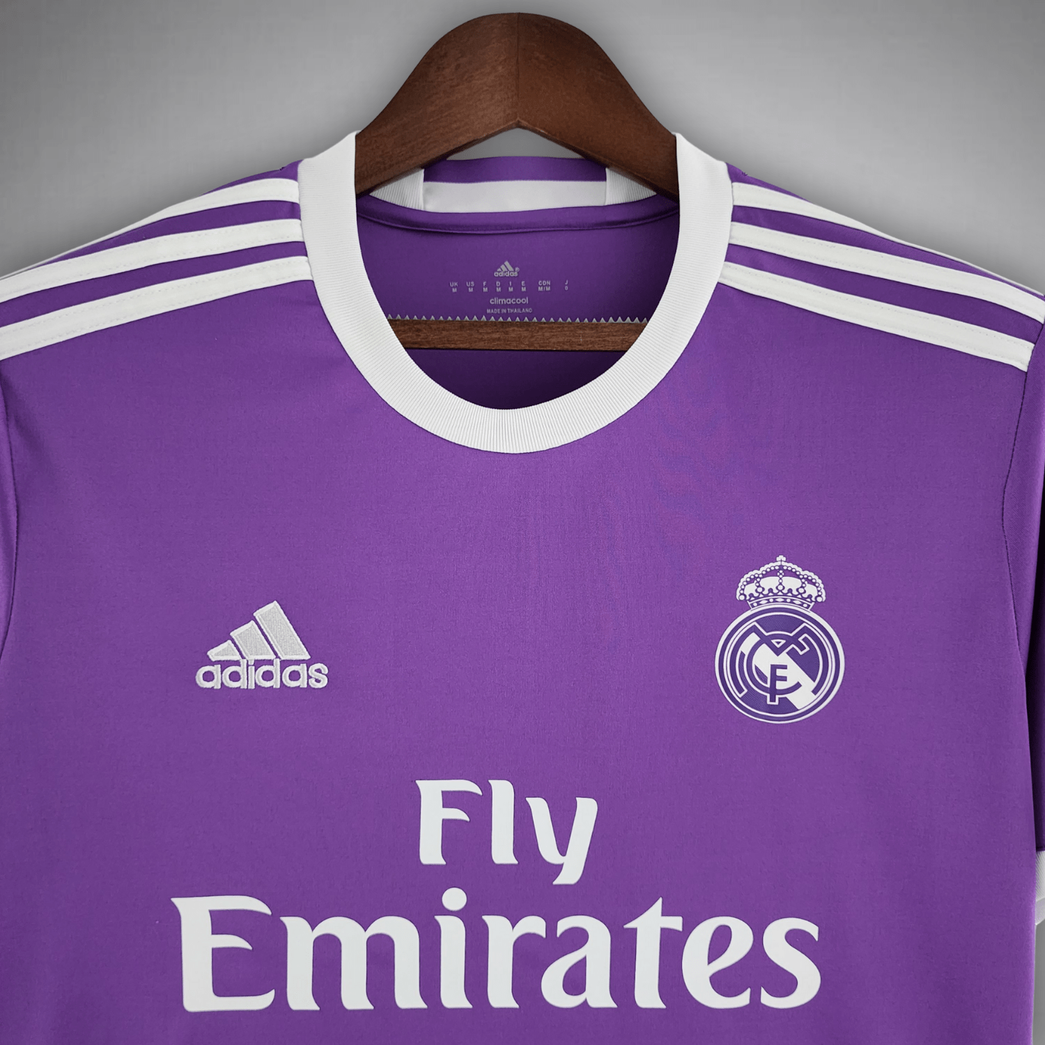 16/17 Real Madrid Away Kit