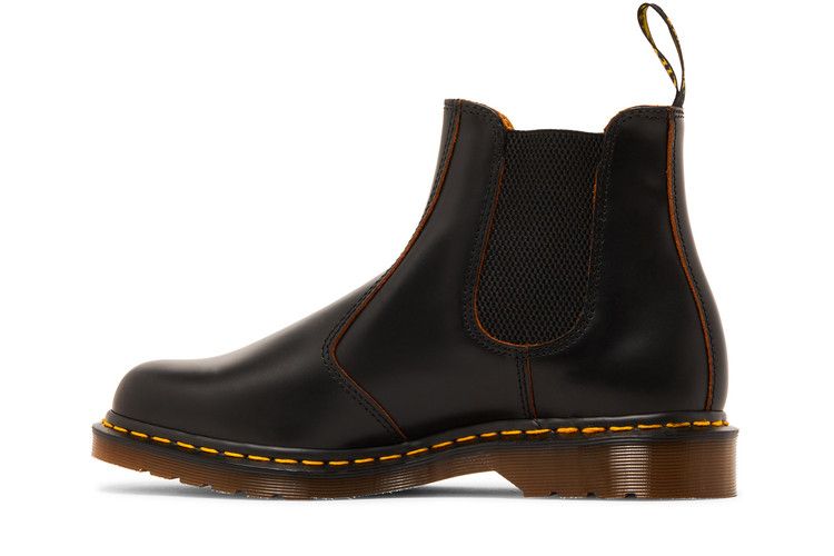Dr. Martens 2976 Vintage Chelsea Boot Black