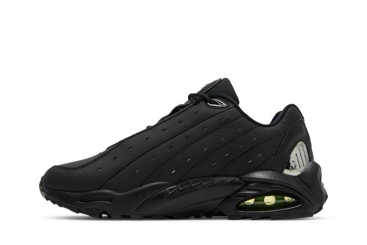 Nike Hot Step Air Terra Drake NOCTA Triple Black