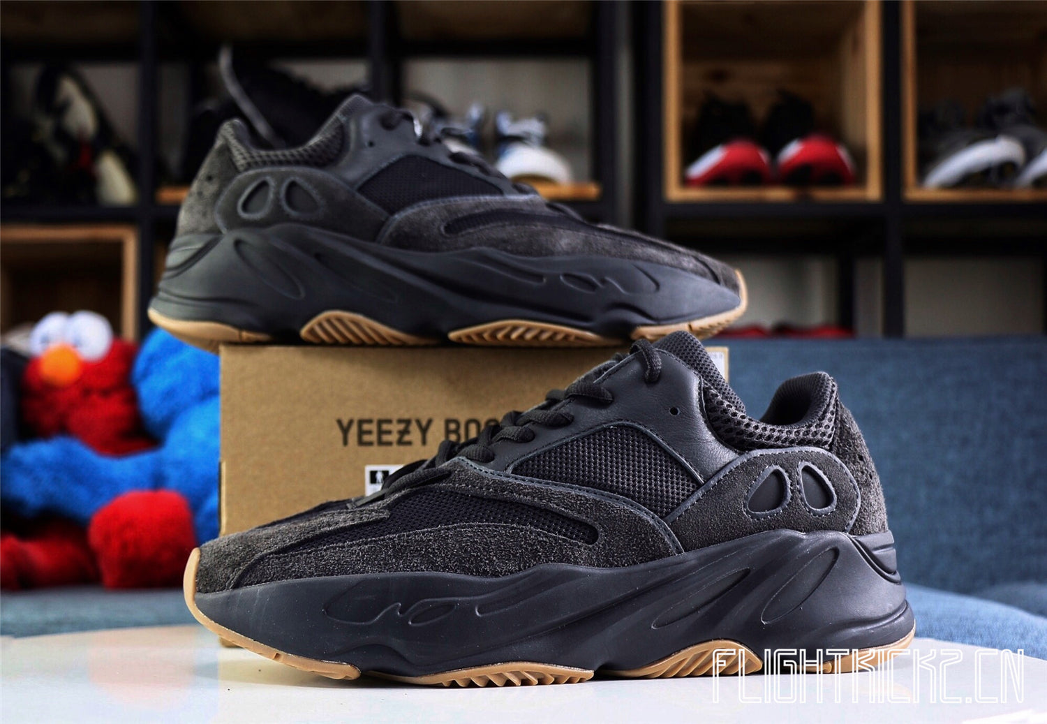 Yeezy Boost 700 Utility Black 2019