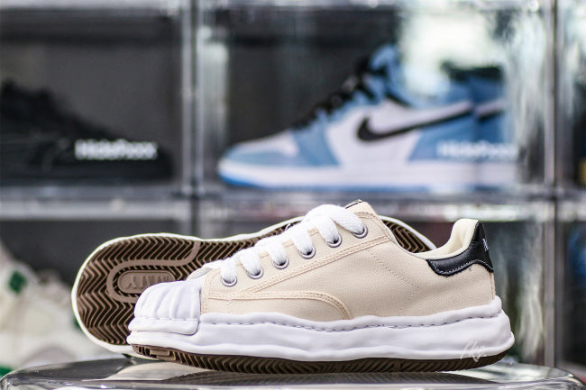 MaisOn Margiel@ Yasuhir0 OG Sole Shellcap Canvas Low-top Sneakers