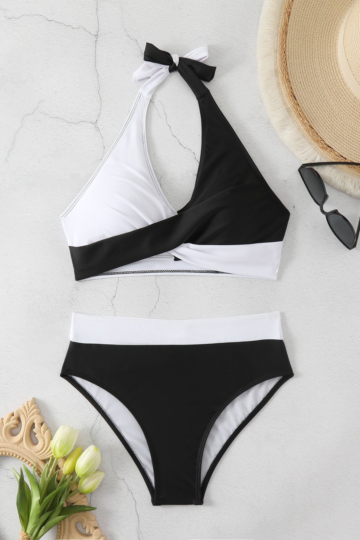 Colorblock Halter Bikini Swimwear