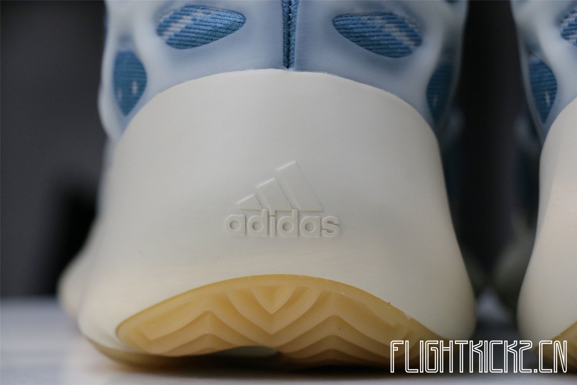 Yeezy 700 v3 “Kyanite” 2021