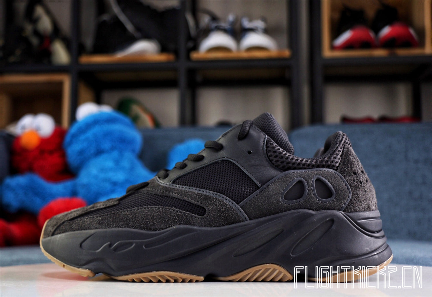 Yeezy Boost 700 Utility Black 2019