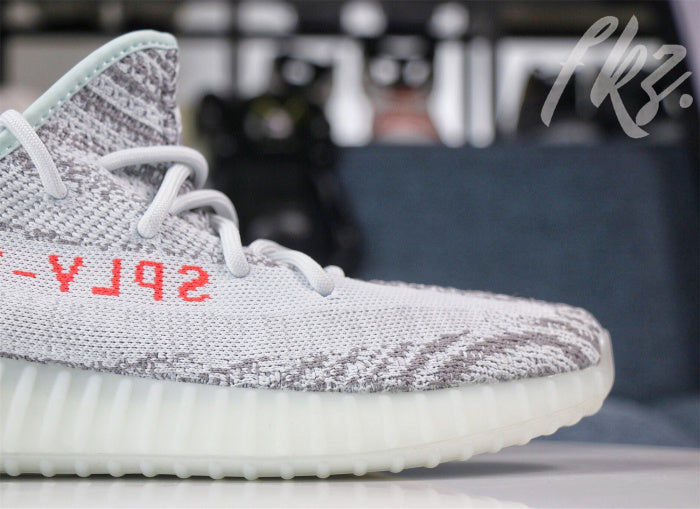 Yeezy 350 Boost V2 Blue Tint 2017 (LN5 A1)