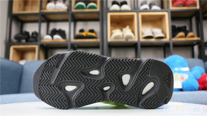 Yeezy Boost 700 MNVN Phosphor 2020