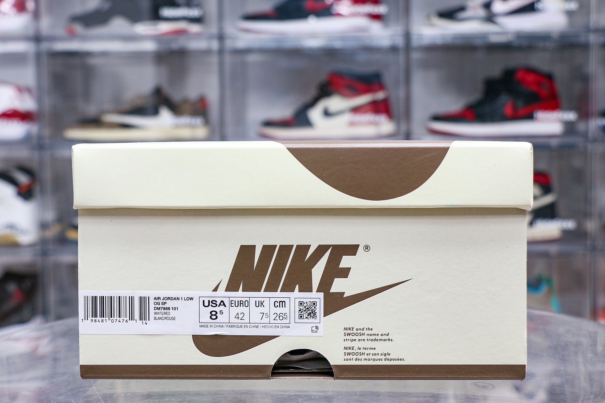 Travis Scott x Air Jordan 1 Retro Low Chicago