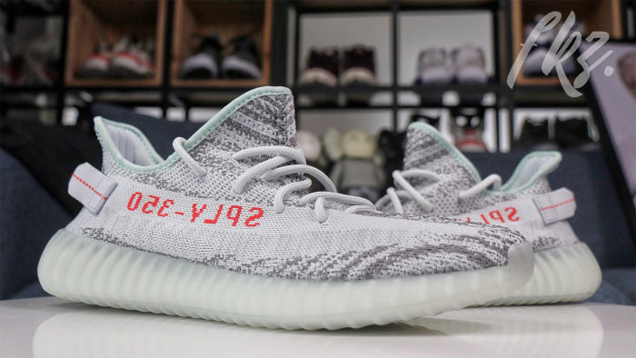 Yeezy 350 Boost V2 Blue Tint 2017 (LN5 A1)