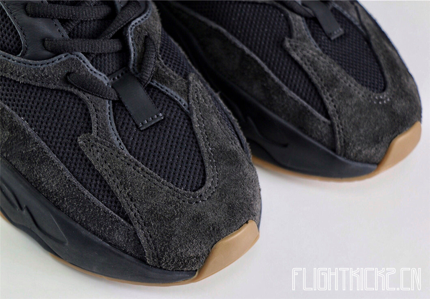 Yeezy Boost 700 Utility Black 2019