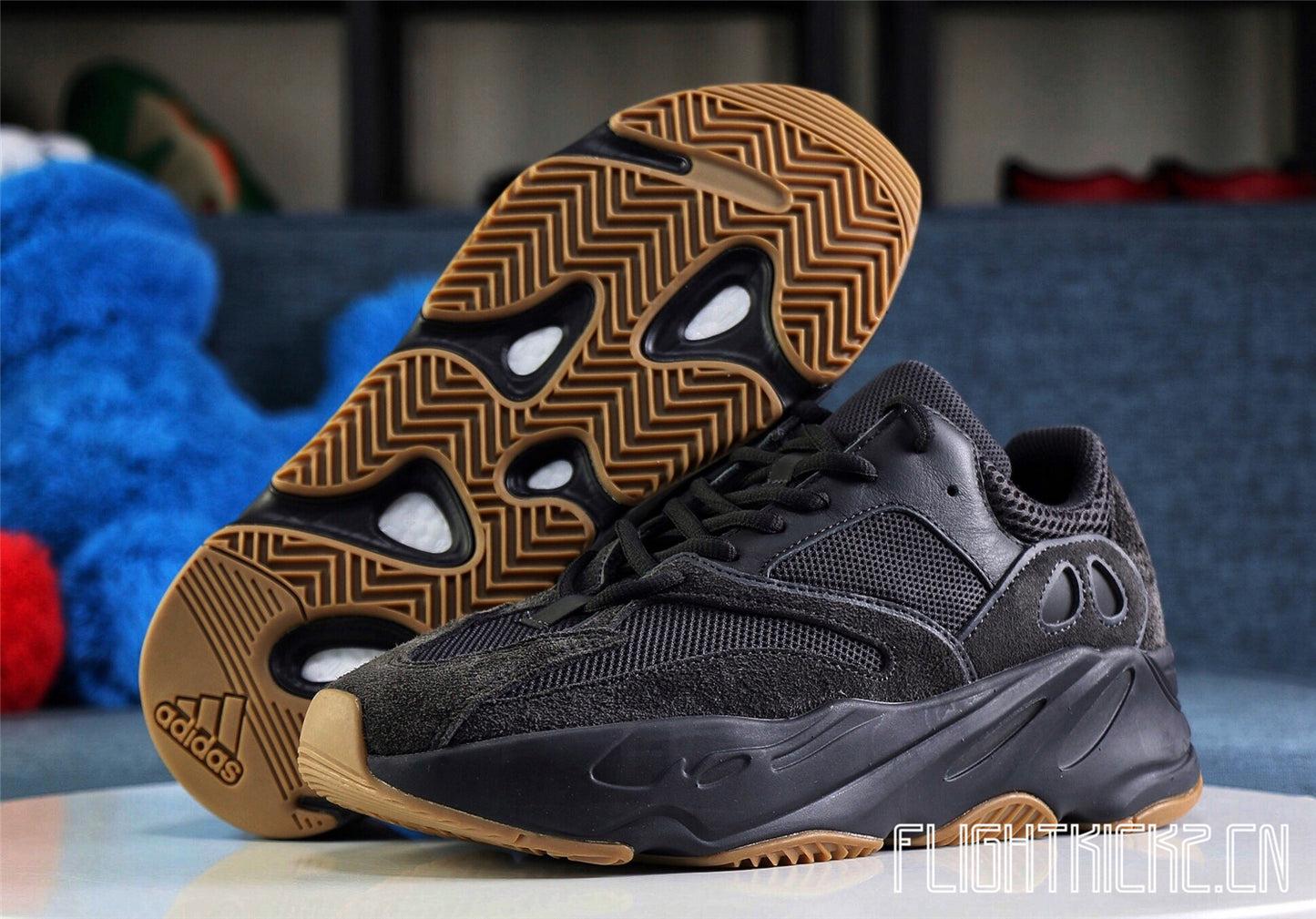 Yeezy Boost 700 Utility Black 2019