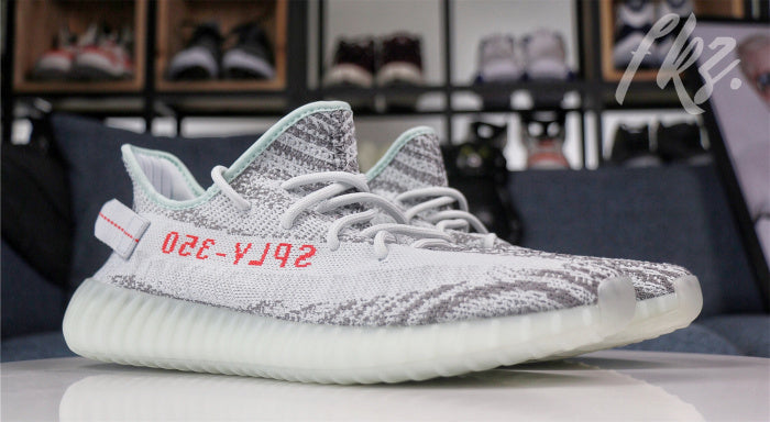 Yeezy 350 Boost V2 Blue Tint 2017 (LN5 A1)