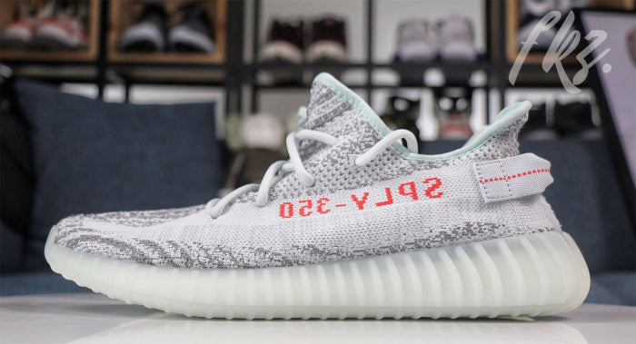 Yeezy 350 Boost V2 Blue Tint 2017 (LN5 A1)