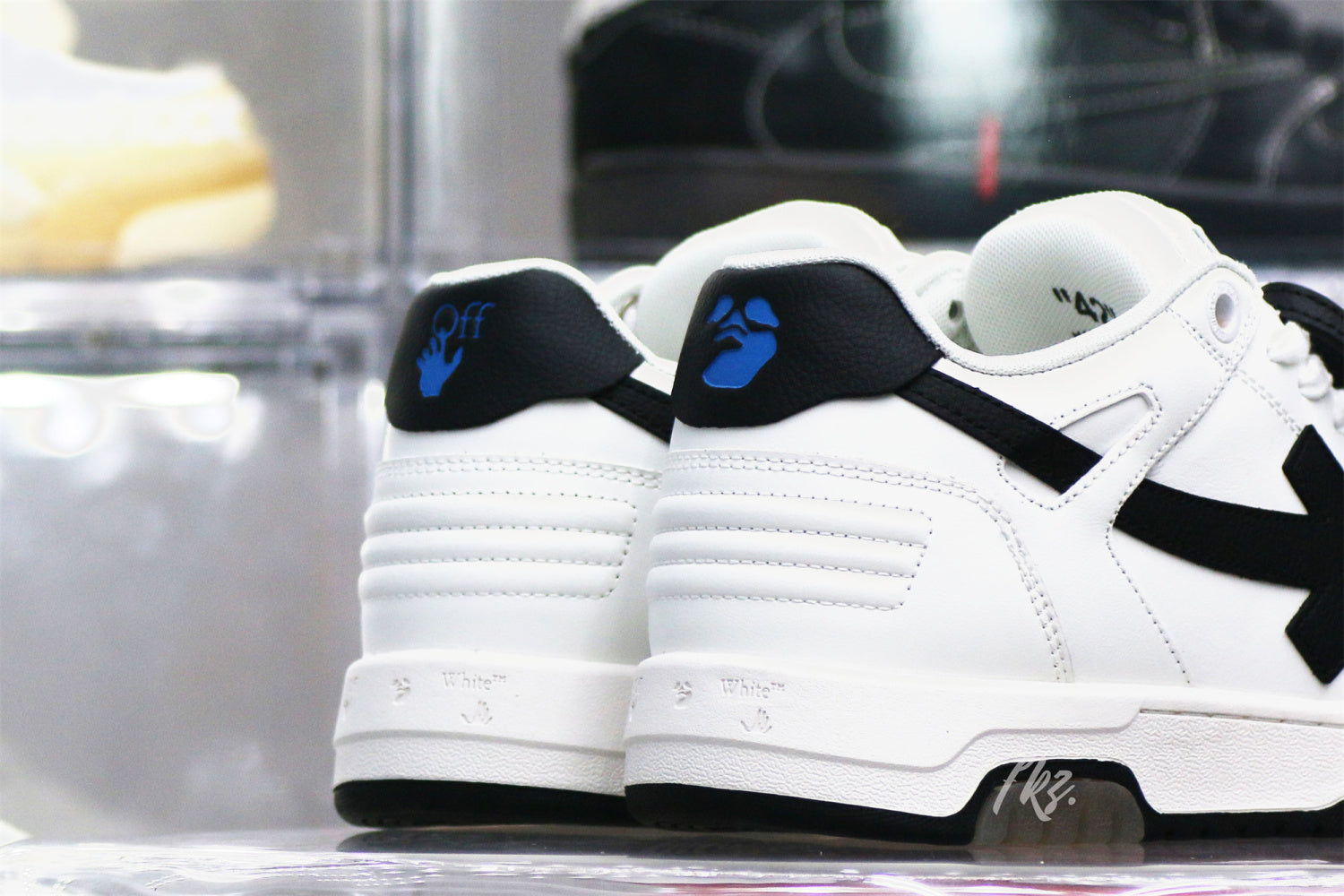 OFF-WHITE White & Black 'Out Of Office' Sneakers