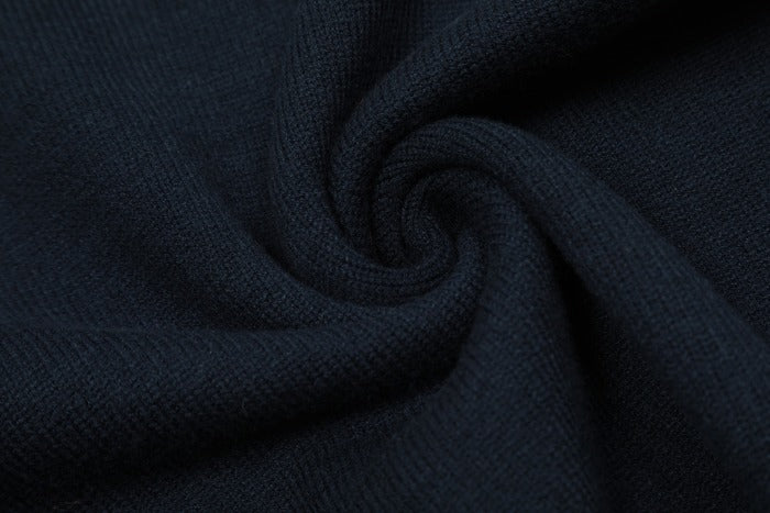 Am1 2024SS classic black jacquard big heart turtleneck sweater