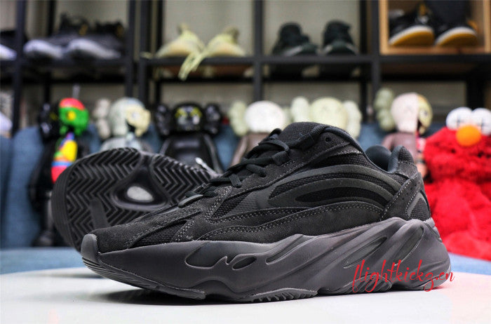 Yeezy Boost 700 V2 Vanta 2019