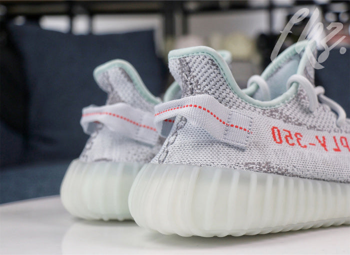 Yeezy 350 Boost V2 Blue Tint 2017 (LN5 A1)
