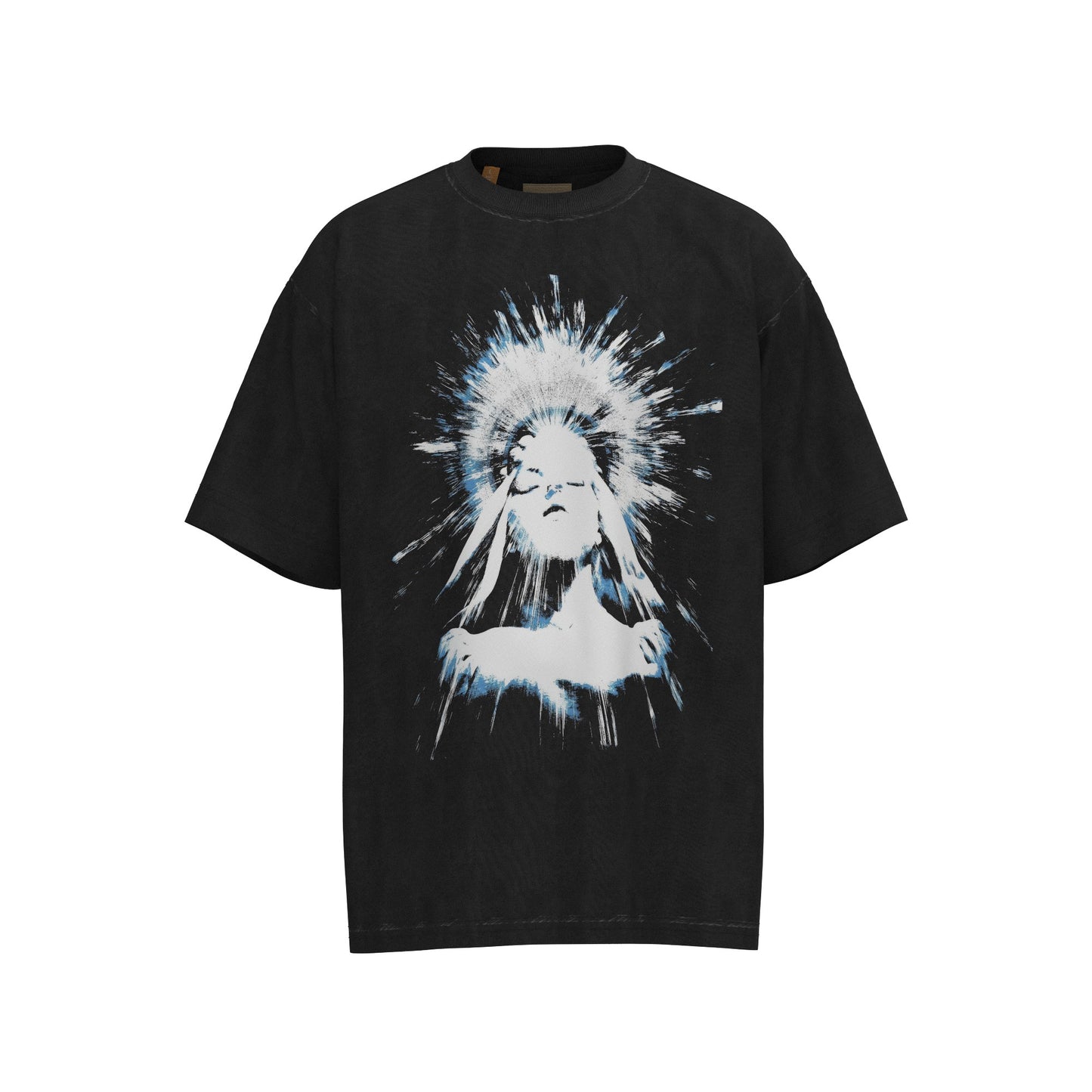 Gallery Dep Under the light, the portrait of the goddess is printed and washed to make old short sleeves.
