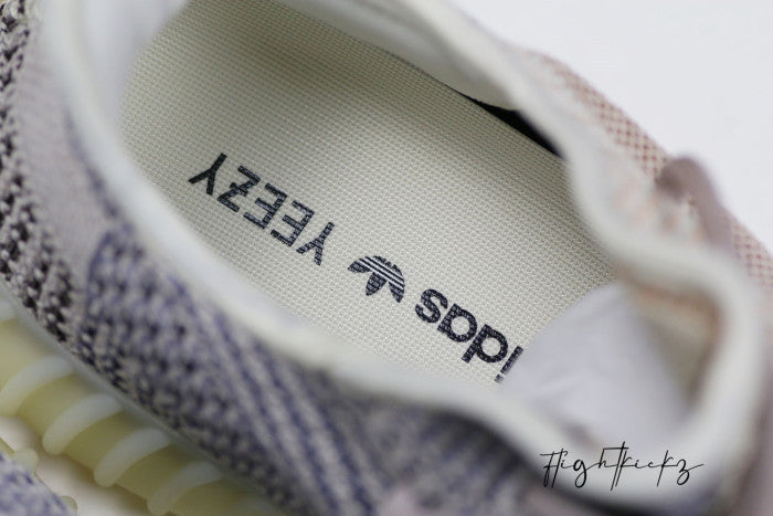 Yeezy Boost 350 V2 Ash Pearl 2021 (LN5 A1)